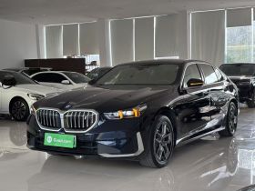 宝马i5 2024款 eDrive 35L 尊享型 豪华套装