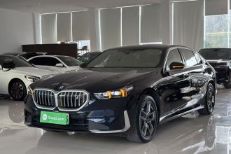 宝马i5 2024款 eDrive 35L 尊享型 豪华套装