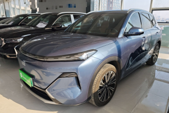 吉利银河 银河星舰7 EM-i 2025款 120km 领航版