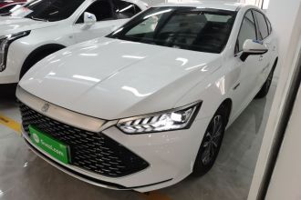比亚迪 秦PLUS 2024款 荣耀版 DM-i 55KM领先型