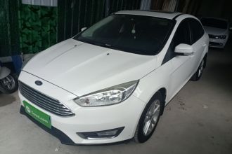 福特 福克斯 2017款 三厢 1.6L 自动风尚型智行版