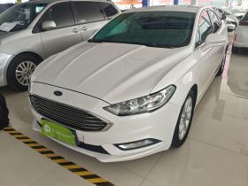 福特 蒙迪欧 2017款 EcoBoost 180 时尚型