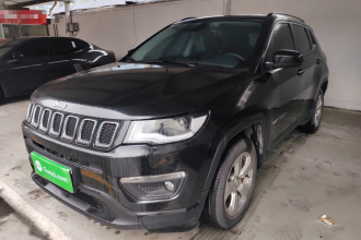 Jeep 指南者 2017款 200T 自动家享版