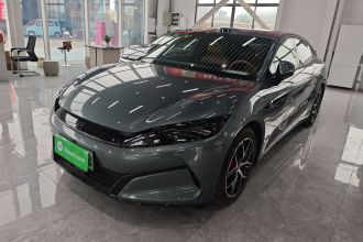 比亚迪 汉L 2025款 DM-p 四驱激光雷达旗舰型