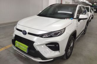 丰田 威兰达 2023款 双擎 2.5L E-CVT四驱尊贵版