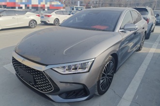 比亚迪 汉 2023款 DM-i 冠军版 121KM 尊荣型