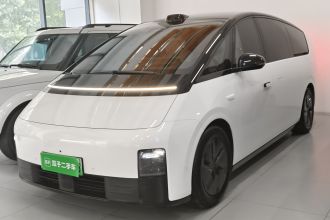 理想汽车 理想MEGA 2024款 Ultra