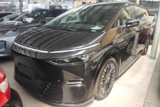 小鹏X9 2025款 纯电 740超长续航 Max