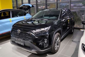 丰田 RAV4荣放 2023款 2.0L CVT两驱风尚Plus版
