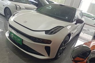 极氪001 2026款 103度四驱  Ultra+版
