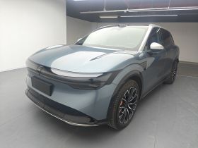 极氪7X 2025款 75kWh 后驱智驾版