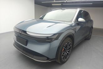 极氪7X 2025款 75kWh 后驱智驾版