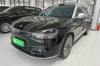 鸿蒙智行 问界M9 2024款 增程 Ultra版 42kWh 6座版