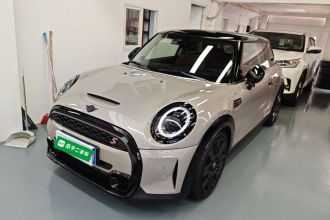 MINI 2023款 2.0T COOPER S 艺术家