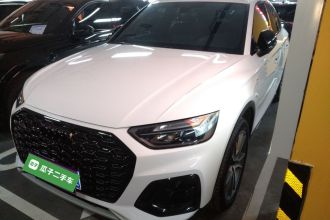 奥迪Q5L Sportback 2023款 40 TFSI 豪华型