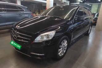 奔驰R级 2017款 R 320 4MATIC 商务型臻藏版