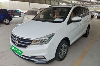 宝骏730 2017款 1.5T 手动尊享型 7座