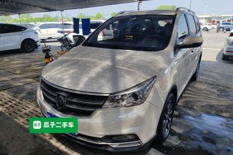 宝骏730 2021款 1.5L 手动时尚型 7座