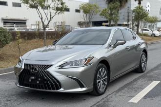 雷克萨斯ES 2023款 200 卓越版