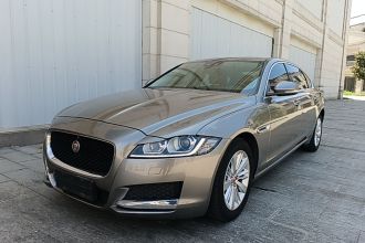 捷豹XFL 2017款 XFL 2.0T 240PS 豪华版