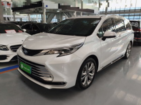 丰田 赛那SIENNA 2023款 2.5L混动 铂金版