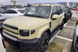 iCAR V27 2026款 200KM四驱猎鹰700
