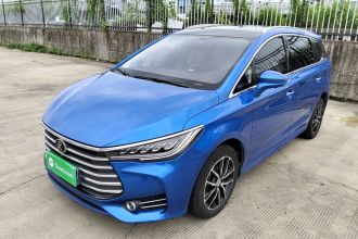比亚迪 宋MAX 2017款 1.5T 自动智联尊贵型 7座