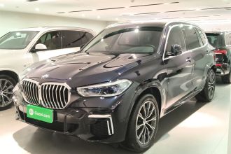 宝马X5 2022款 改款 xDrive 30Li 尊享型M运动套装
