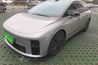 理想汽车 理想i6 2025款 两驱标准型