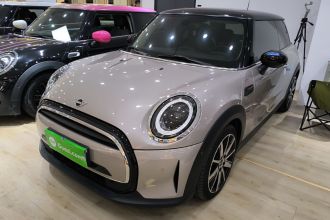 MINI 2023款 改款 1.5T COOPER 艺术家