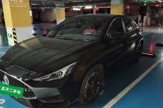 名爵 MG5 2022款 300TGI DCT潮越旗舰版