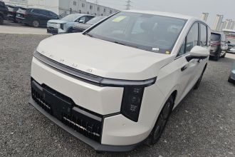 上汽大通MAXUS 大家7 2024款 改款 超混 长续航版 悦享版