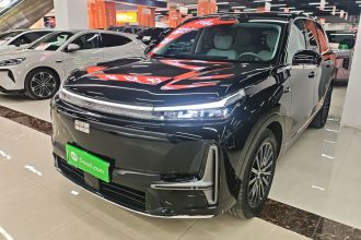 吉利银河 银河M9 2025款 230km 两驱探索版