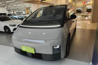 理想汽车 理想MEGA 2025款 Home 家庭特别版