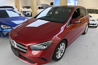 奔驰B级 2021款 B 200 时尚型