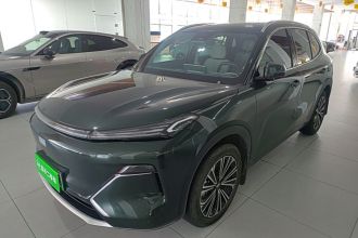 吉利银河 银河星舰7 EM-i 2025款 120km 领航版