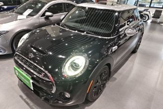 MINI 2019款 2.0T COOPER S 经典派
