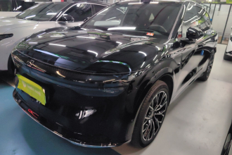 极氪7X 2025款 75kWh 后驱智驾版