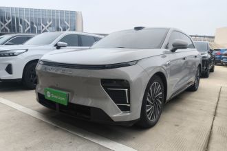 星途 星纪元 ET 2024款 增程 240 Ultra四驱