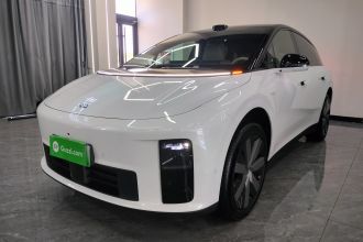 理想汽车 理想i6 2025款 四驱标准版