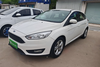 福特 福克斯 2017款 两厢 1.6L 手动舒适型智行版