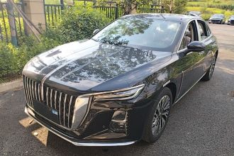 红旗H5 2025款 2.0T 自动旗畅版
