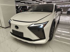 雷克萨斯RZ 2023款 450e 四驱纵享版