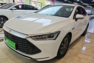 比亚迪 秦PLUS 2024款 荣耀版 DM-i 55KM领先型