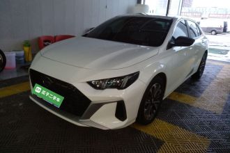 广汽传祺 2023款 影豹H 高能混动版