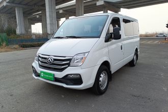 上汽大通MAXUS 新途V80 2023款 2.0T AMT经典傲运通短轴超低顶5/6座
