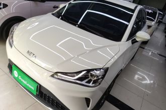 哪吒汽车 哪吒AYA 2023款 318 Lite