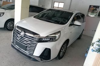 别克GL8 2023款 陆上公务舱 尊贵型
