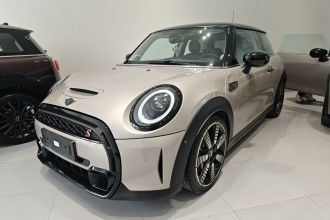 MINI 2022款 2.0T COOPER S 艺术家