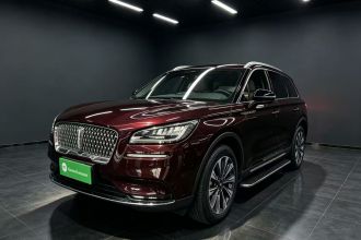 林肯 冒险家 2022款 2.0T 两驱尊雅版